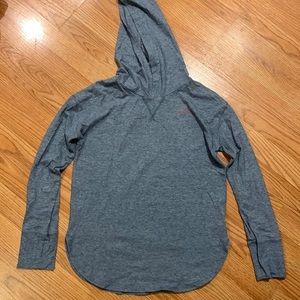 Vineyard vines long sleeve with hood